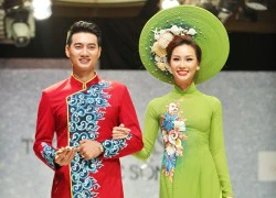 Áo dài đôi nổi bật trên sàn catwalk tháng 4