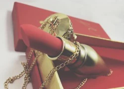 Cẩn thận hỏng môi vì son Louboutin giả giá bèo bọt