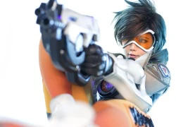 Cosplayer Hàn Quốc khoe ba vòng nảy nở trong Overwatch