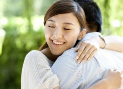 Đàn bà muốn được yêu, phải &#8216;ngu&#8217; một tí