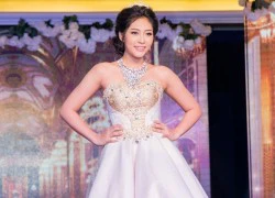 Đặng Thu Thảo diện đầm cưới kiêu sa catwalk