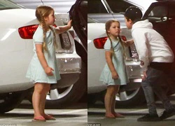 Harper Beckham tết tóc, mặc váy dễ thương thể dục cùng bố mẹ