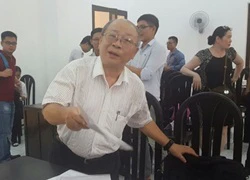 Một giảng viên kiện ĐH Khoa học tự nhiên