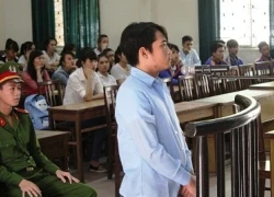 Mua bán trái phép chất ma túy, lĩnh án 3 năm tù