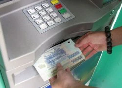 Ngơ ngác vì tiền tiết kiệm trong thẻ ATM tự "bốc hơi"