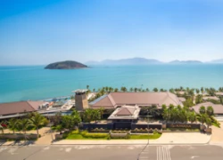 Nha Trang vào top 3 bãi biển hấp dẫn nhất Việt Nam