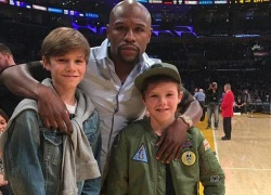 Nhóc nhà Becks háo hức chụp ảnh với Mayweather