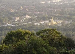 Những trang sách đá kiêu hãnh của Myanmar