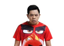 Thái Hòa lồng tiếng cho chim Đỏ trong 'Angry Birds'