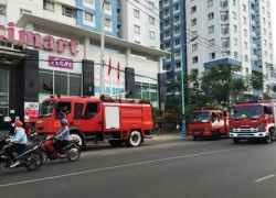 TP.HCM: Hoảng loạn tháo chạy vì chung cư 20 tầng bị cháy