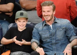 Vợ chồng Becks bị chê 'trơ trẽn' vì khoe cậu út hát hay