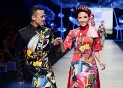 Vợ chồng Lương Thế Thành catwalk đôi ở tuần lễ thời trang