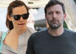 Ben Affleck và Jennifer Garner cùng đến Anh sinh sống sau 9 tháng ly hôn