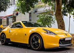 "Xế hộp" thể thao Nissan 370Z hơn 3 tỷ trên phố Việt