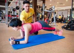 Ca sĩ Ngọc Khuê giữ dáng nhờ tập gym