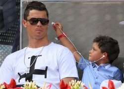 Cristiano Ronaldo thề không đưa con trai đến Nou Camp