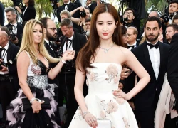 Củng Lợi, Lưu Diệc Phi khoe vòng một trên thảm đỏ Cannes