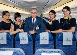 Dàn nữ tiếp viên thanh lịch của hãng hàng không EgyptAir