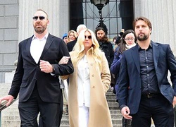 Kesha tìm luật sư mới trong vụ kiện với Dr. Luke