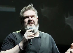 Hodor "Kristian Nairn" - Còn hơn một người gia nhân chuyên giữ cửa