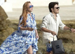 Lindsay Lohan quấn quýt bên "phi công trẻ" tại Cannes