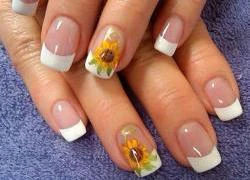 Năm xu hướng nail nổi bật cho mùa xuân hè