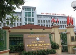 Nhiều sinh viên báo chí trước nguy cơ bị &#8216;treo bằng&#8217;