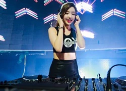 Nữ DJ Hàn cháy hết mình trong đêm diễn tại Hà Nội