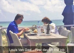 Rời M.U, Van Gaal làm gì đầu tiên?