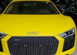 Siêu xe Audi R8 V10 Plus vàng nhám duy nhất Việt Nam