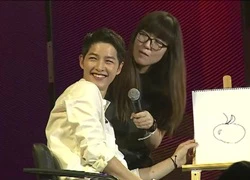 Song Joong Ki hát dở, vẽ như học sinh tiểu học vẫn được fan cổ vũ nồng nhiệt