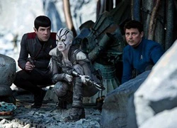 'Star Trek Beyond' tung loạt ảnh mới