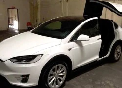 SUV "hàng khủng" Tesla Model X 2016 xuất hiện tại VN?