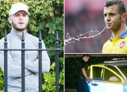 Wilshere dọa tẩn hàng xóm vì rào chắn bóng