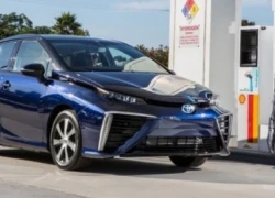 Xe tương lai Toyota Mirai C giá bán &#8220;siêu rẻ&#8221; ra mắt năm 2019