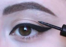 Bí quyết kẻ eye liner