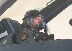 Bộ trưởng Quốc phòng Iraq đích thân lái F-16 tiêu diệt IS tại Fallujah