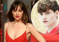 Dakota Johnson chia tay bạn trai vì bận đóng phim '50 sắc thái'