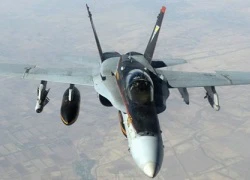 F-18 Mỹ vờn chiến đấu cơ Nga trên bầu trời Syria