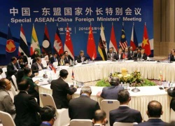 Hội nghị Trung Quốc ASEAN kết thúc kỳ lạ