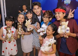 Isaac tranh thủ 'lấy lòng' thí sinh Vietnam Idol Kids