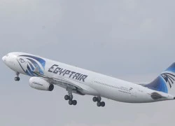 Máy bay EgyptAir hạ cánh khẩn vì bị đe dọa đánh bom