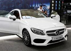 Mercedes-Benz C 300 Coupe chào Việt Nam giá 2,7 tỷ đồng