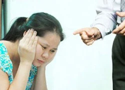 Nàng dâu hỗn xược không cho bố chồng bế cháu và bắt ăn bát riêng