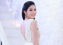 Ngọc Hân, Tú Anh khoe lưng trần ở sự kiện