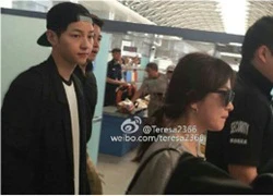 Song Joong Ki lên tiếng về việc thuê máy bay riêng cho Song Hye Kyo