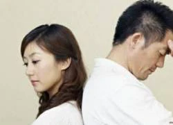 Vợ tôi muốn thoải mái &#8216;lên giường&#8217; với người khác mà không cần ly hôn