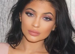 Bí quyết trang điểm biến Kylie Jenner thành hotgirl số 1 Hollywood