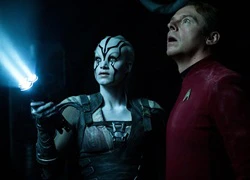 Bom tấn 'Star Trek Beyond': Chặt chẽ và choáng ngợp