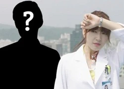 Có một người sau 13 năm đã tái ngộ Park Shin Hye trong &#8220;Doctors&#8221;